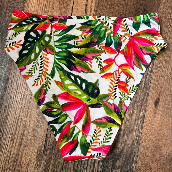 Floral High Waist Bikini - by Sofia Vergara - Picture 7 of 8